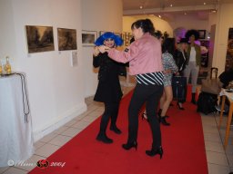 Fashion Show in der Contemplor Galerie Wien am 14. 03. 2024